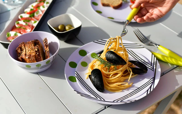 Melamine Serviesset Dots 16-dlg. 4 Melamine Serviesset Dots 16-dlg. - Afbeelding 2